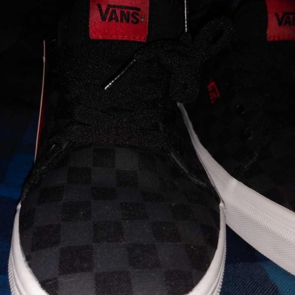 Shoes - Picture 9 of 9